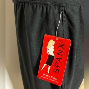 Spanx Bod-A-Bing Black Lined Pencil Skirt L